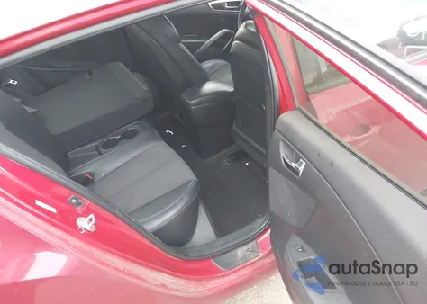 2016 Hyundai Veloster из США, поврежденный, VIN KMHTC6AD0GU304338